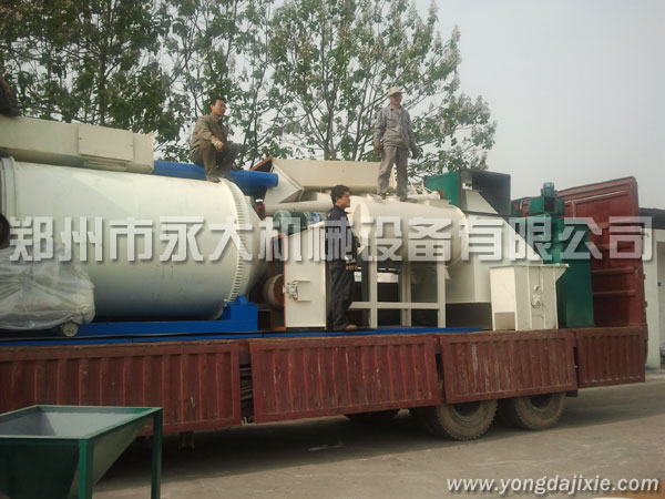 全自動(dòng)?；⒅闊o(wú)機(jī)保溫砂漿生產(chǎn)線發(fā)貨現(xiàn)場(chǎng)